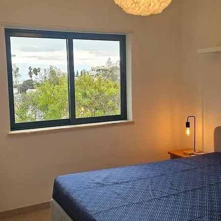 아파트 Sandy Toes